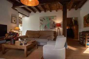Bed and Breakfast Olagaraia - Adults Only