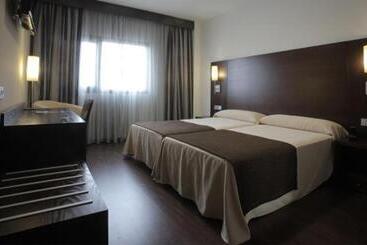 Hotel Complejo Leo 24h