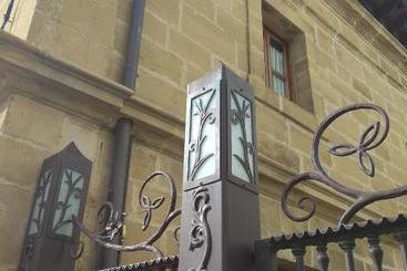 هتل El Real De Siota Alojamiento Rural