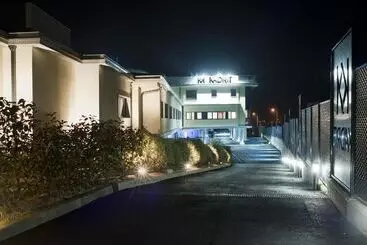 Hotel Kadrit