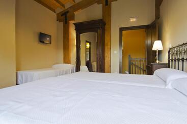 בית מלון כפרי La Casona De La Mesta