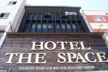 酒店 The Space