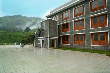 Resort Chandys Windy Woods Munnar