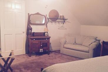 A Chateau On The Bayou Bed & Breakfast