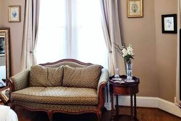 ベッドアンドブレックファースト South Court Inn