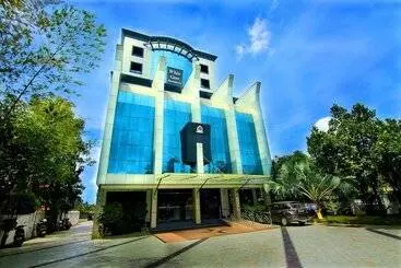 Hotel White Gate Residency