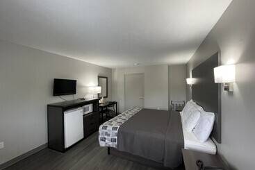 Motelli Embassy Inn  Hohenwald