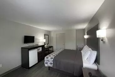 Motelli Embassy Inn  Hohenwald