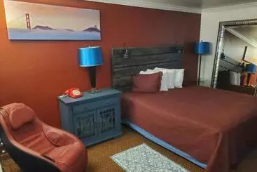 Americana Inn Motel