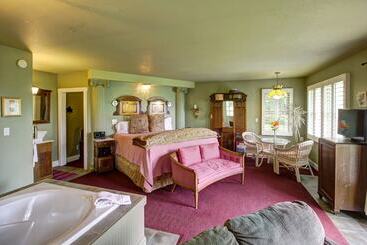 Bed and Breakfast Country Cottage Of Langley