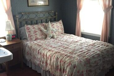 住宿加早餐  Lantana House