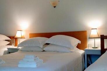 Hotel Pine Hill Arms