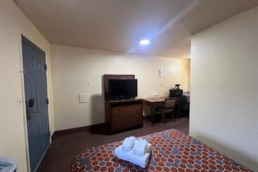 Motel Rodeway Inn & Suites East