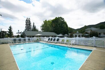 汽车旅馆  Heritage Of Lake George