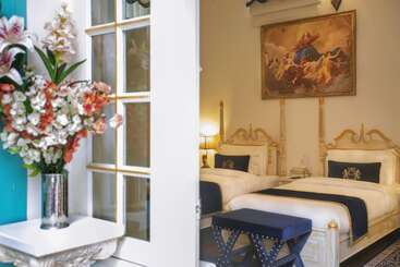 هتل The Royal Hermitage