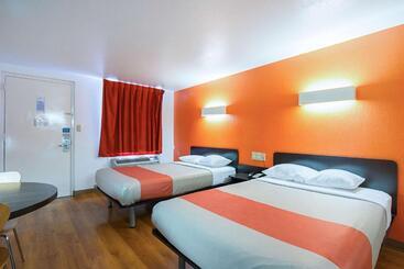 Motel 6 Round Rock, Tx