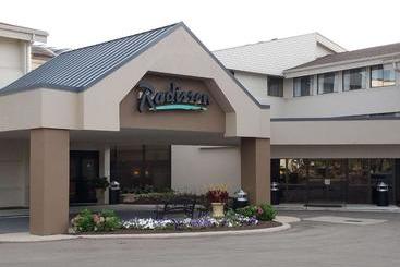 Radisson Hotel Detroit-farmington Hills