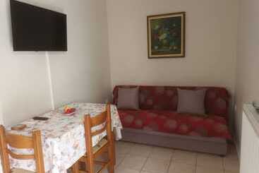 Michael Apartments Private Parking