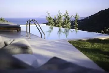 アパートホテル Theros Villas With Private Pool