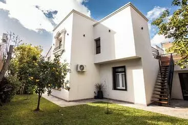اقامتگاه Luxury House Villa Devoto