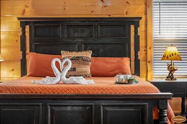 별장 Serene Mountain Retreat By Ghosal Luxury Lodging