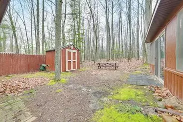 Vakantiehuisje Roscommon Cabin < Half Mi To Higgins Lake!