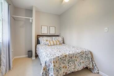 별장 Benton Harbor Home W/ Fire Pit 2 Mi To Beach!