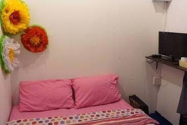 Hotelli Chiangkhan Modern Home