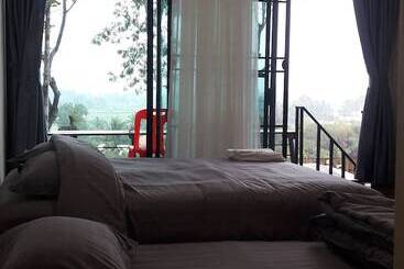 Hotel Nala View Resort At Pua