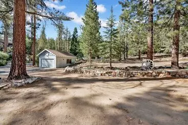 Mökkimajoitus Pinglewood Cabin #2096