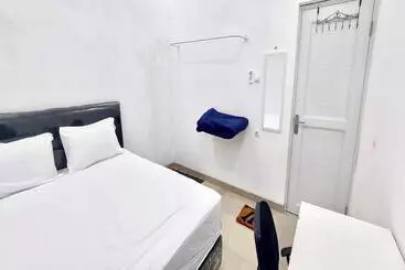 Hotel Capital O 94037 Alfa Residence