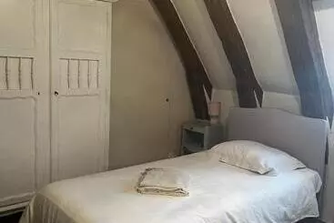 ホテル Hôtel Restaurant Le Beffroi