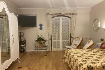 Pansiyon L Isola Del Sole Al Centro Di Milazzo