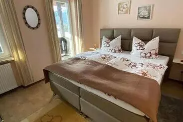 Hotelli Restaurant Hausberg Garmisch Partenkirchen