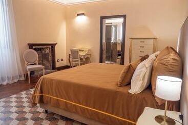 هتل Villa Alliata Di Pietratagliata