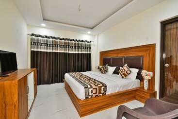 Blue Heaven Best Hotel In Dalhousie