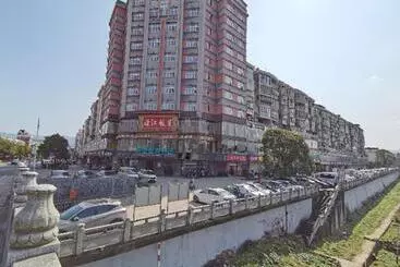 Hôtel City Comfort Inn Suichuan County Government Pedestrian Street