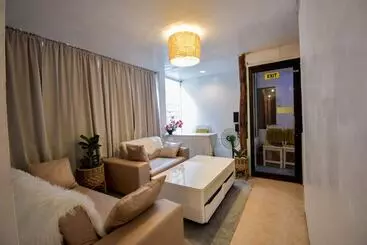 Treasure Isle Backpackers Hostel