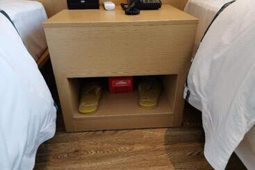 Отель City Comfort Inn Jingmen Jinshan Xinshi Avenue