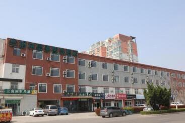 בית מלון כפרי Greentree Inn Express Dongying Municipal Governemnt Wanda Plaza