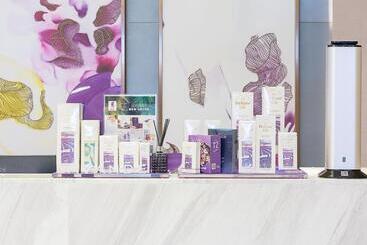 Lavande Hotel Shaoguan Bainian East Street Fengcai Building