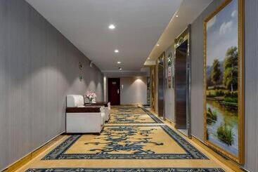 Vienna Classic Hotel Henan Zhumadian Xincai Shenhua