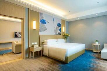 Vienna Hotel Guangdong Foshan Sanshui Forest Park