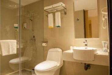 Otel City Comfort Inn Huaihua Tunnel Bus Station