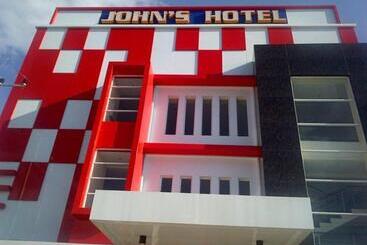 בית מלון כפרי John S