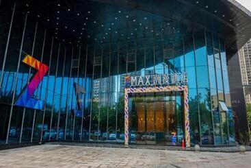 Hotel Zmax Qingyuan Guangqing Railway Station