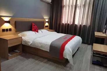 Jun Hotel Henan Sanmenxia Dennis Plaza