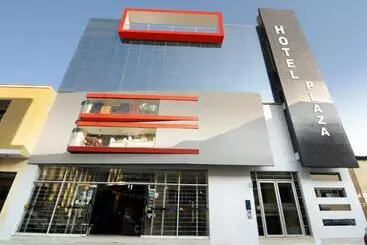 ホテル Plaza Sullana