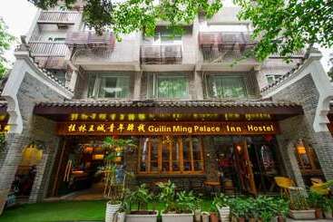 Schronisko Ming Palace Inn