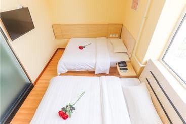 Hotel 7days Inn Harbin Songbei Sun Island City Hall